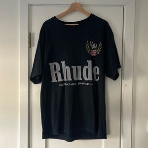 Use Medium limited edition Shirt